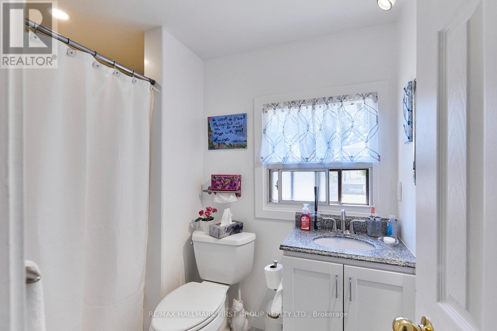669 Marksbury Road, Pickering, Ontario  L1W 2T3 - Photo 21 - E13430402