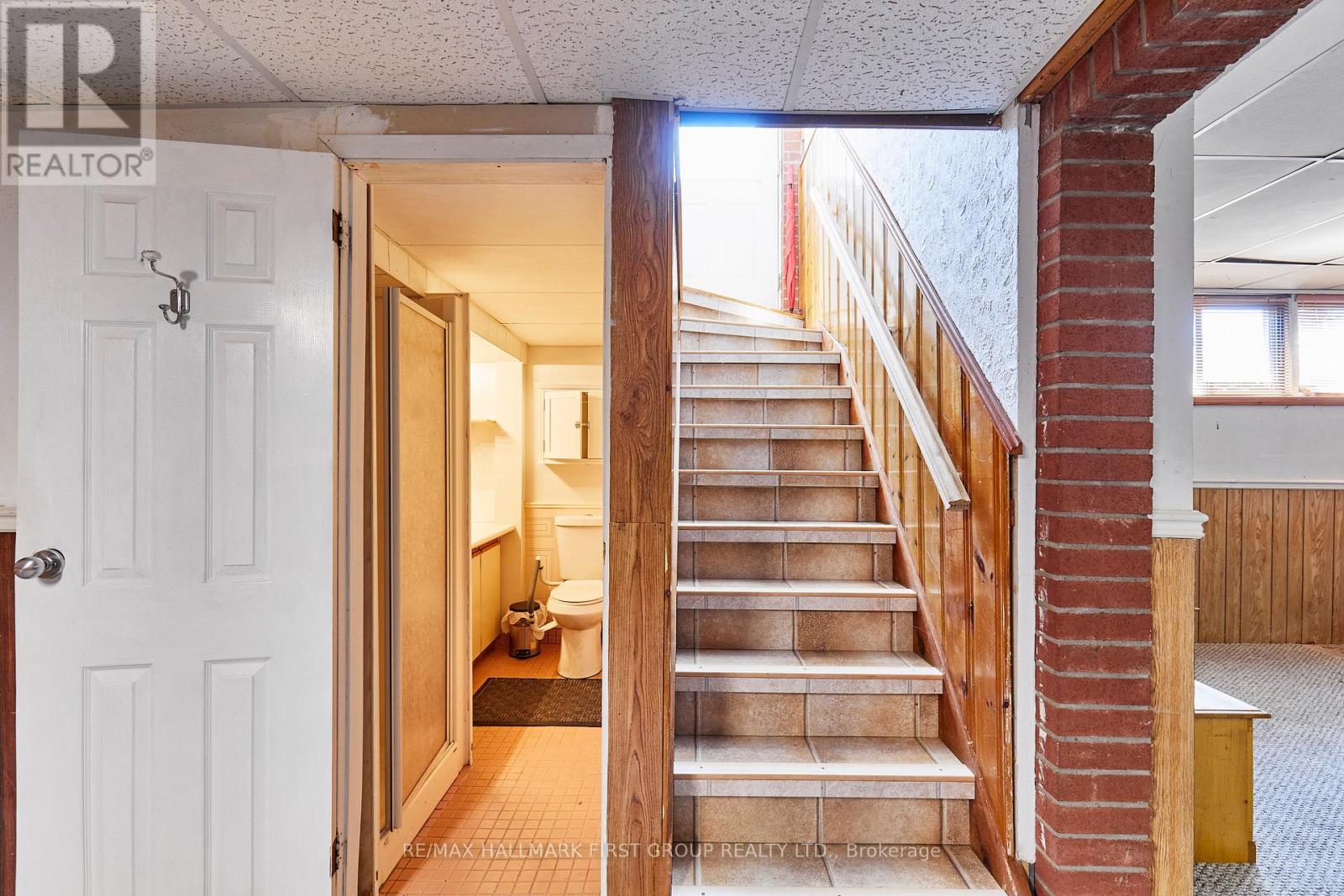 669 Marksbury Road, Pickering, Ontario  L1W 2T3 - Photo 23 - E13430402