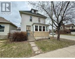 135 Norah ST N, Thunder Bay, Ontario