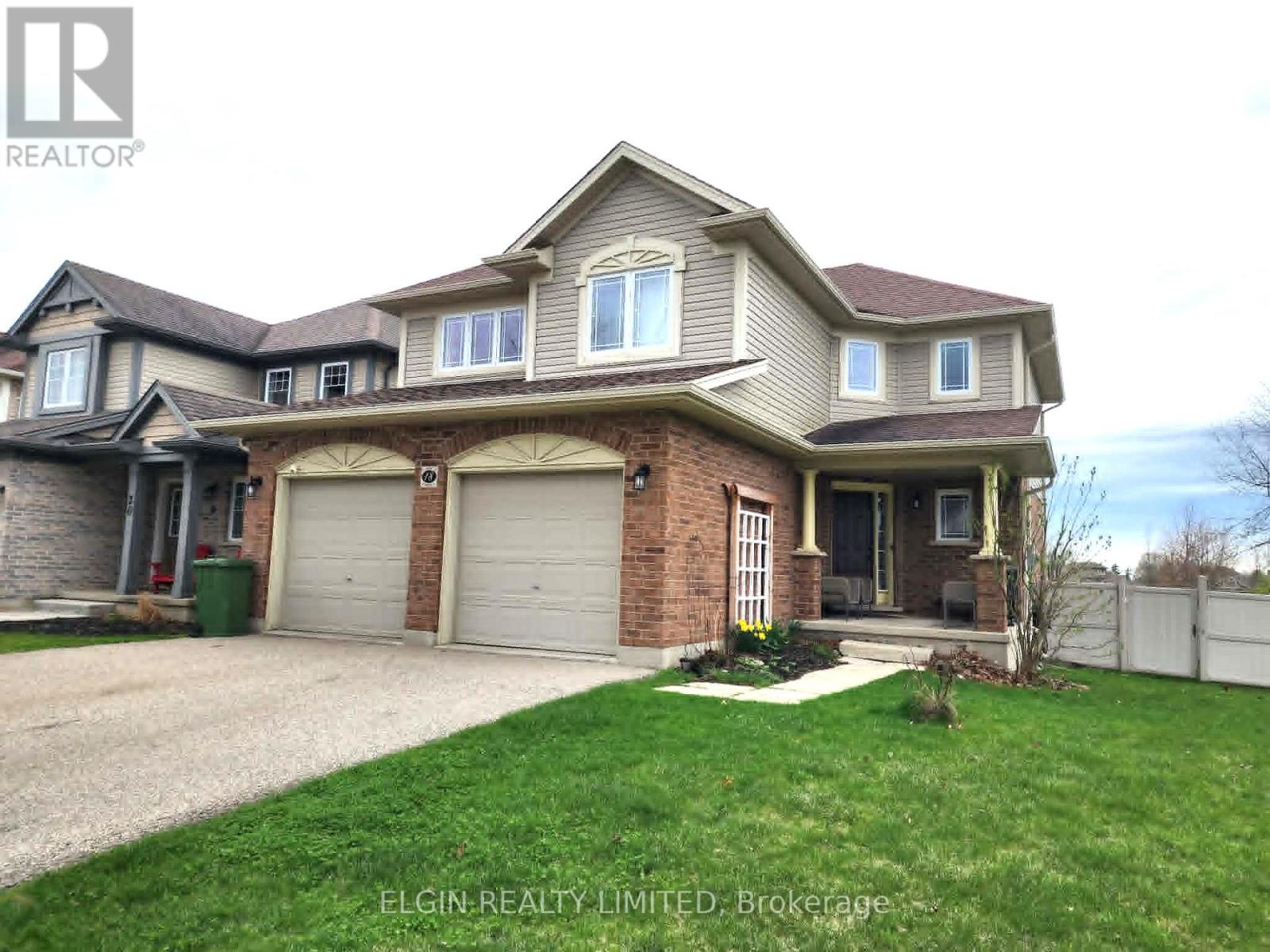 18 Peach Tree Boulevard, St. Thomas, Ontario  N5R 1L2 - Photo 1 - X13430674