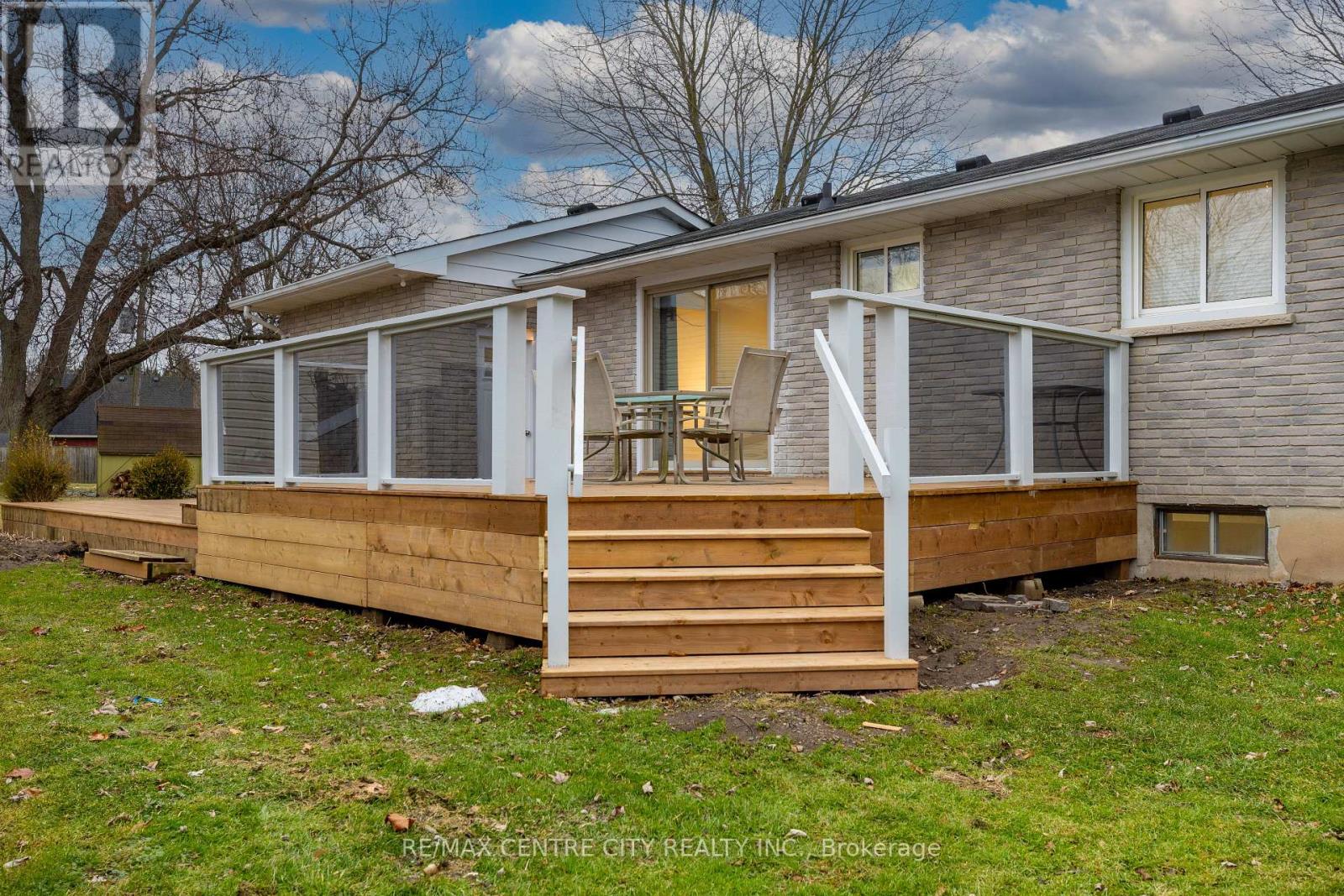 42606 Johnathon Street, Central Elgin, Ontario  N0L 2L0 - Photo 10 - X13430792