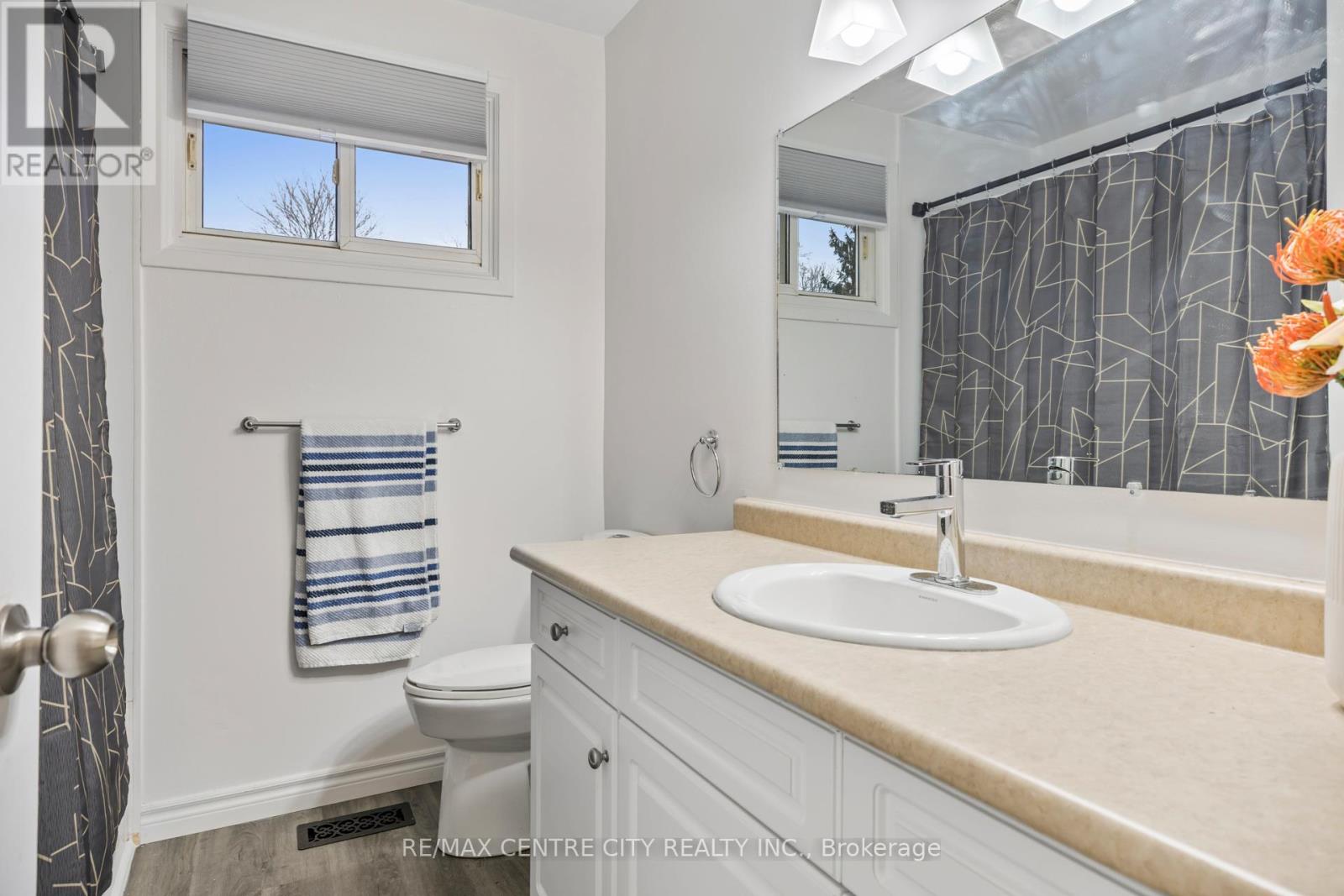42606 Johnathon Street, Central Elgin, Ontario  N0L 2L0 - Photo 17 - X13430792