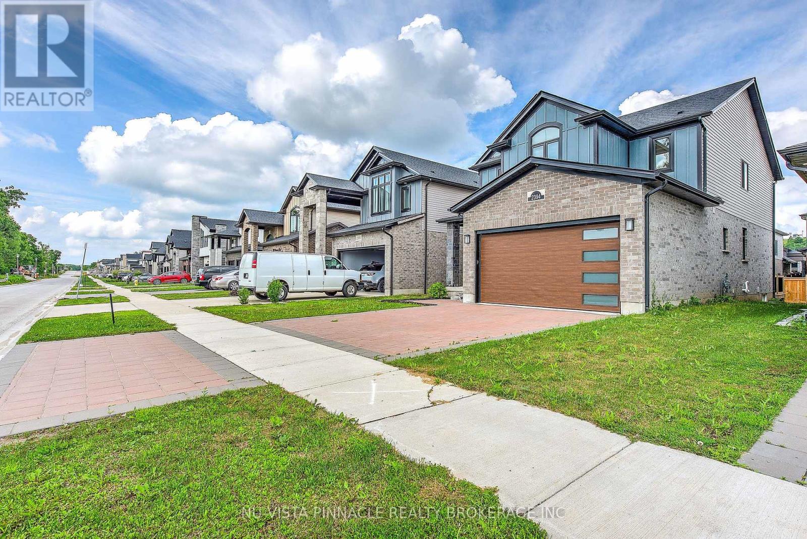 2394 Wickerson Road, London South, Ontario  N6K 0B9 - Photo 1 - X13430872