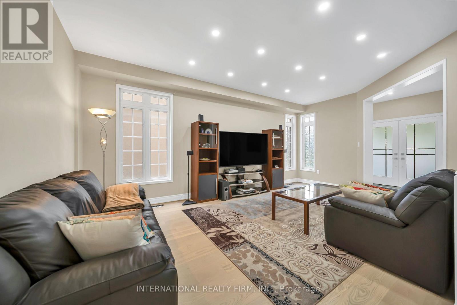45 Naughton Drive, Richmond Hill, Ontario  L4C 0R2 - Photo 11 - N13430326