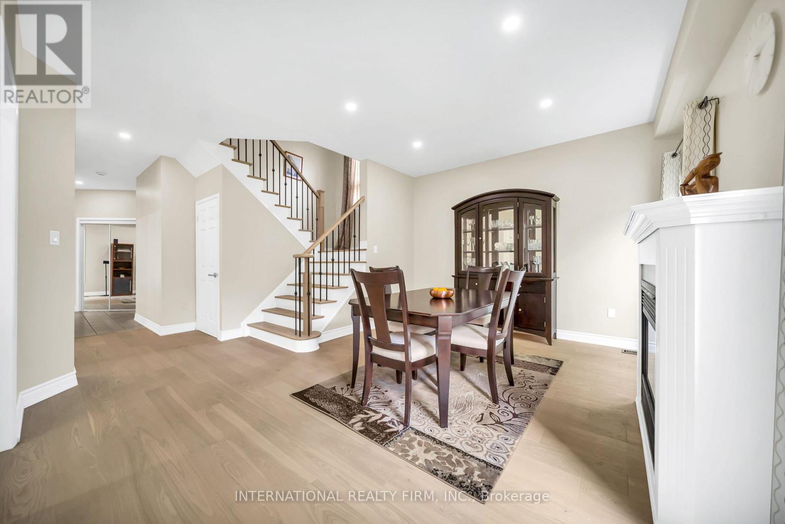 45 Naughton Drive, Richmond Hill, Ontario  L4C 0R2 - Photo 15 - N13430326