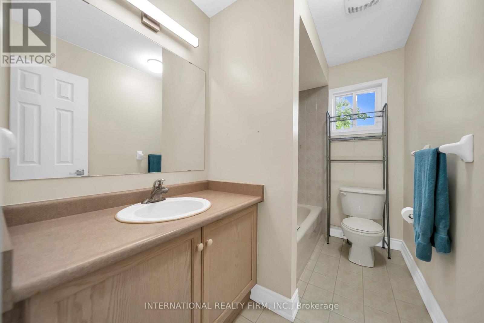 45 Naughton Drive, Richmond Hill, Ontario  L4C 0R2 - Photo 29 - N13430326