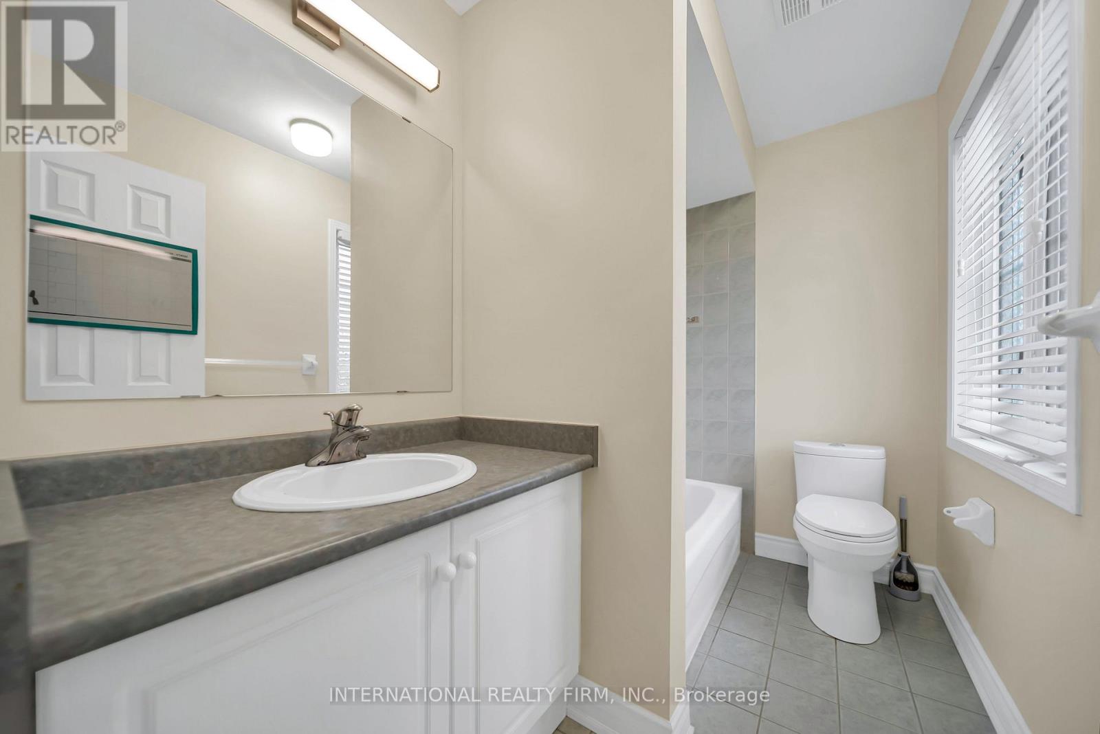 45 Naughton Drive, Richmond Hill, Ontario  L4C 0R2 - Photo 41 - N13430326