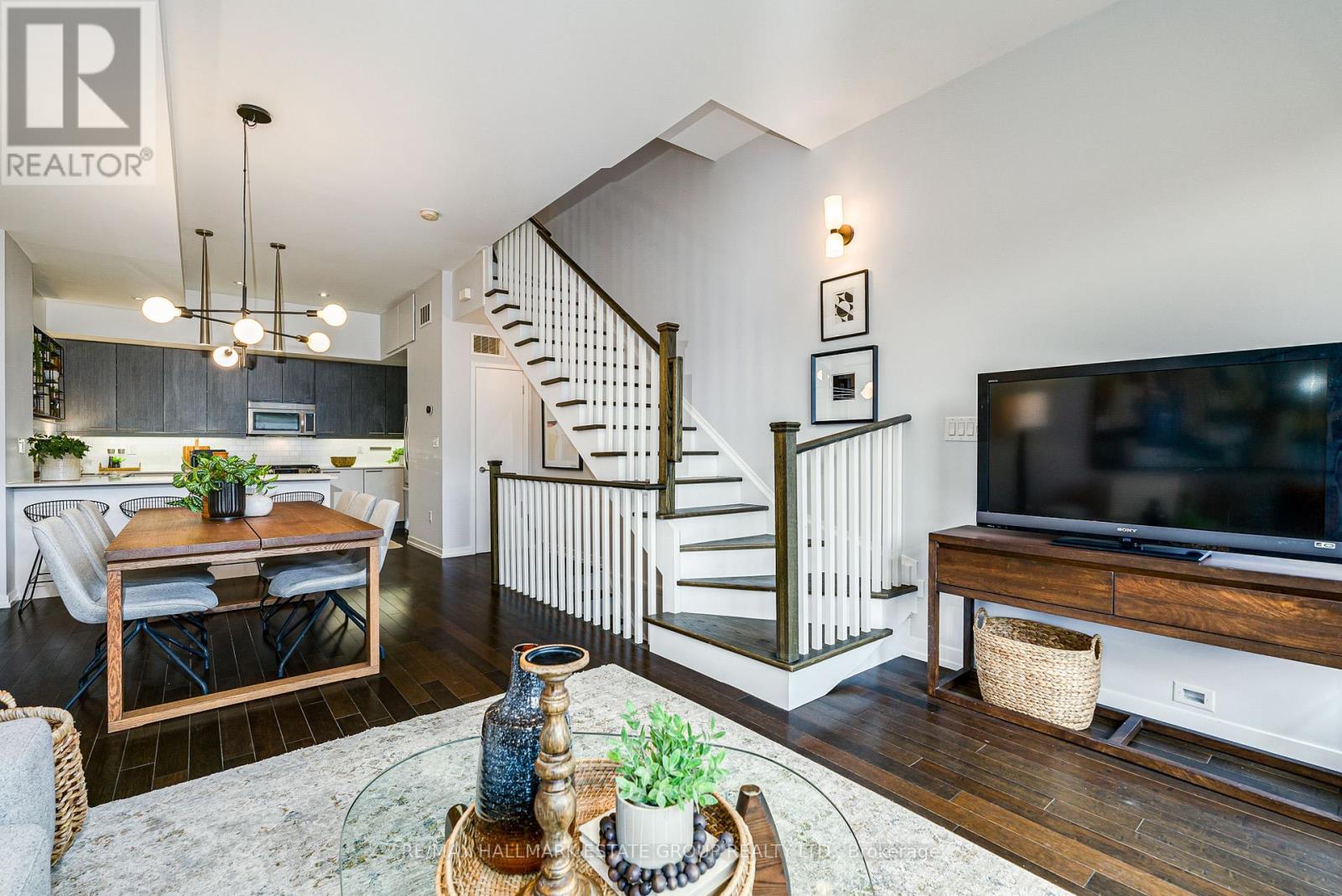 3 - 41 Verral Avenue, Toronto, Ontario  M4M 2R3 - Photo 18 - E13425282