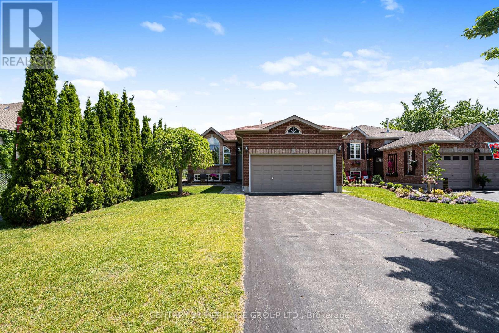 77 HODGSON DRIVE, Barrie, Ontario