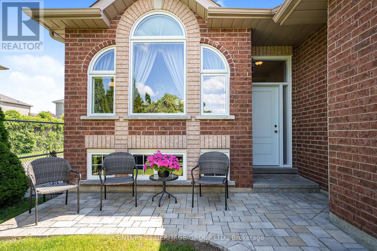 77 Hodgson Drive, Barrie, Ontario  L4N 7Z2 - Photo 3 - S13430426
