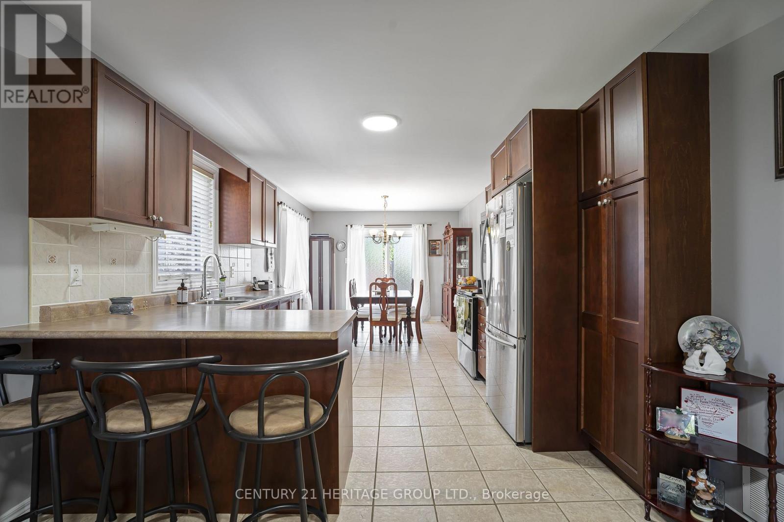 77 Hodgson Drive, Barrie, Ontario  L4N 7Z2 - Photo 8 - S13430426