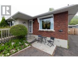 43 Strathcona AVE, Thunder Bay, Ontario