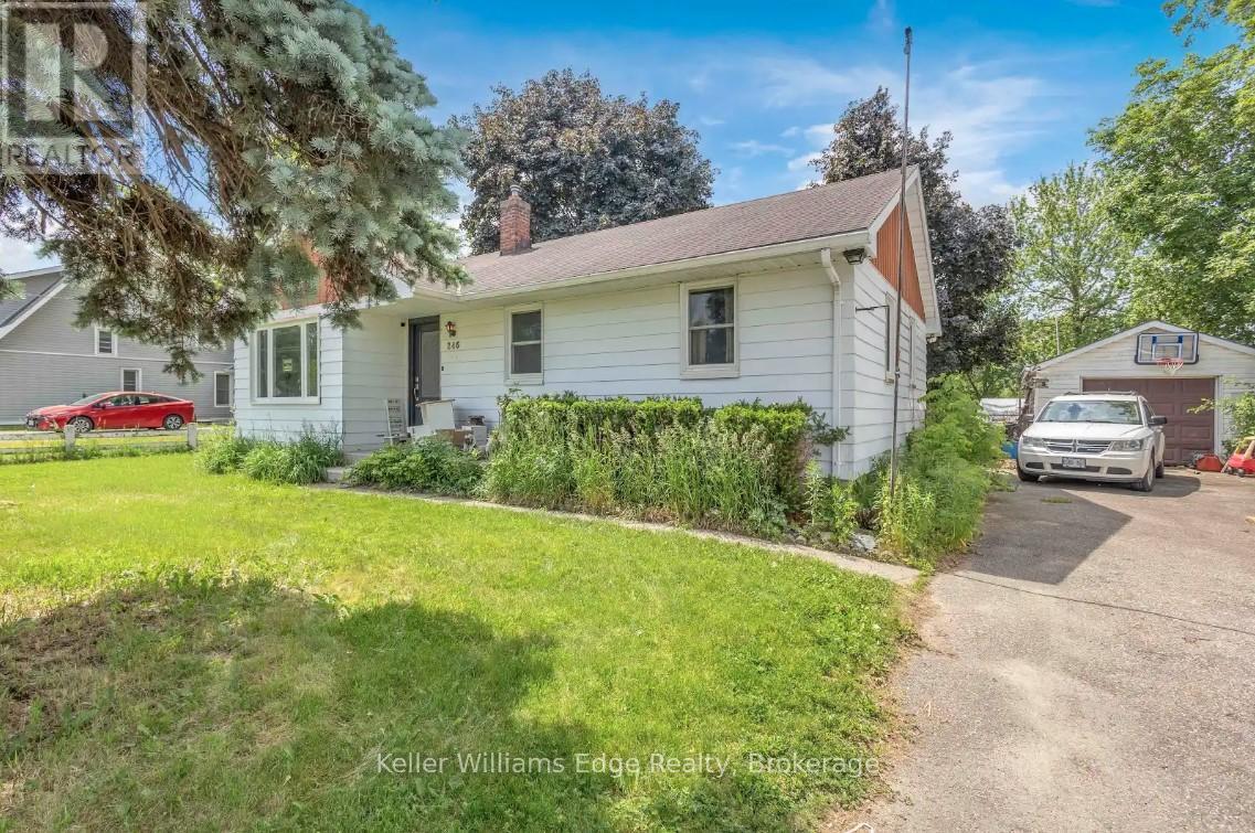 246 ELLIS AVENUE, Brant, Ontario