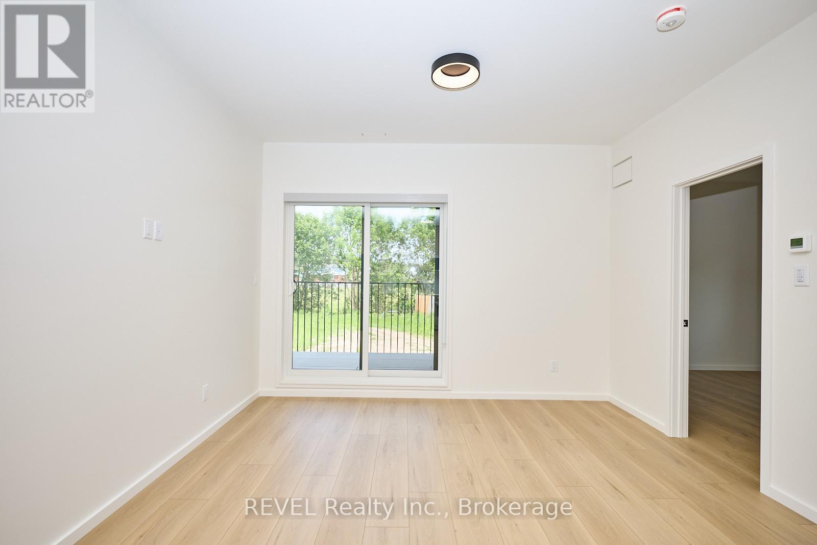 Unit 3 - 5361 Valley Way, Niagara Falls (Cherrywood), Ontario  L2E 1X5 - Photo 10 - X13430846