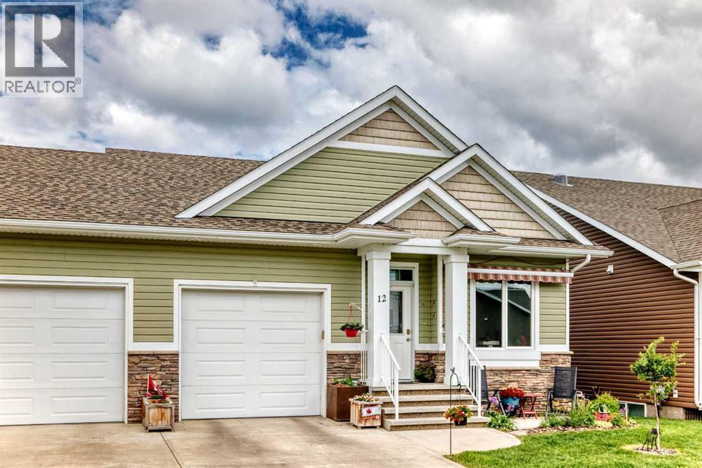 12 Beardsley Crescent, lacombe, Alberta