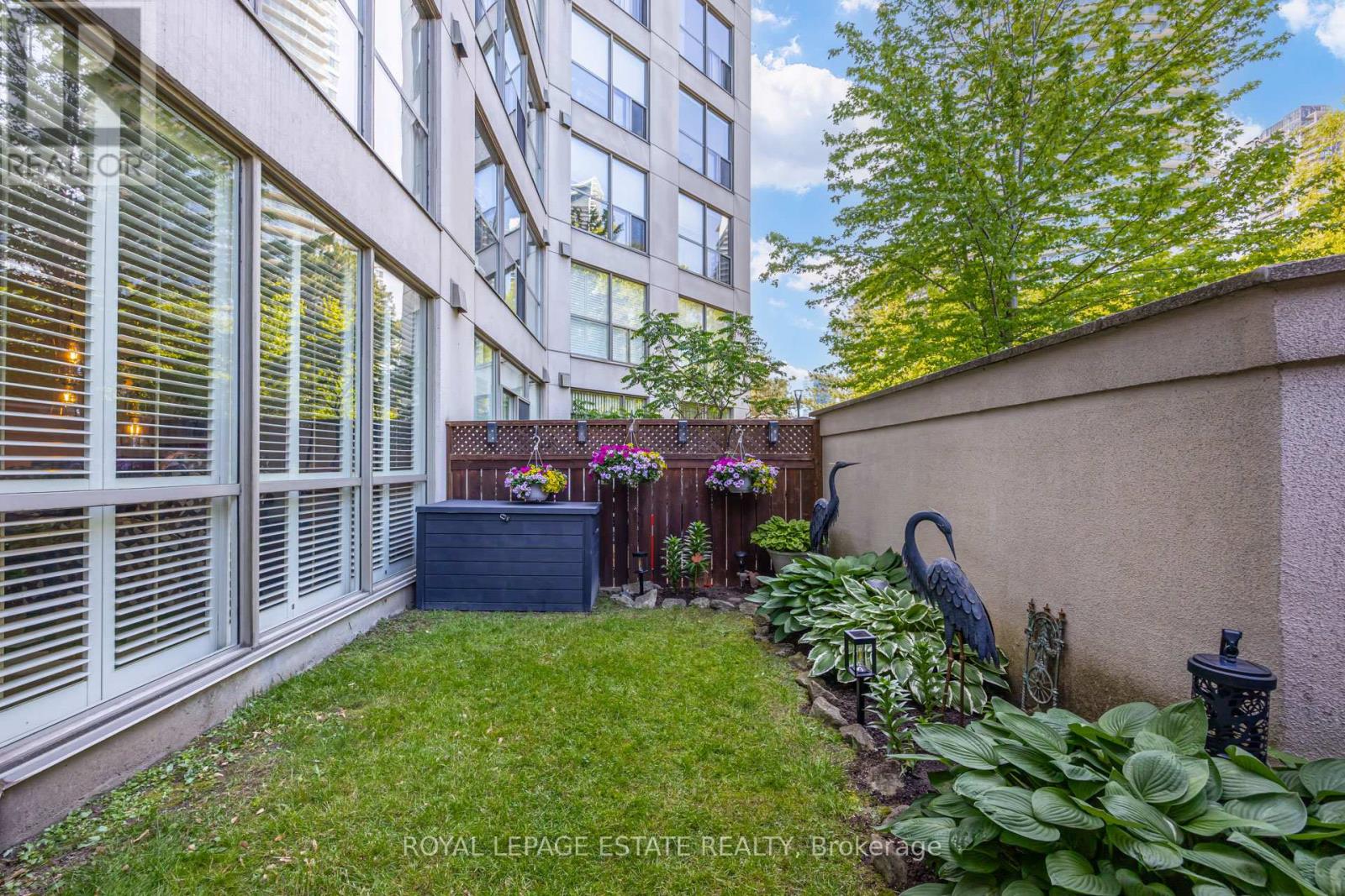 108 - 2261 Lake Shore Boulevard W, Toronto, Ontario  M8V 3X1 - Photo 18 - W13430258