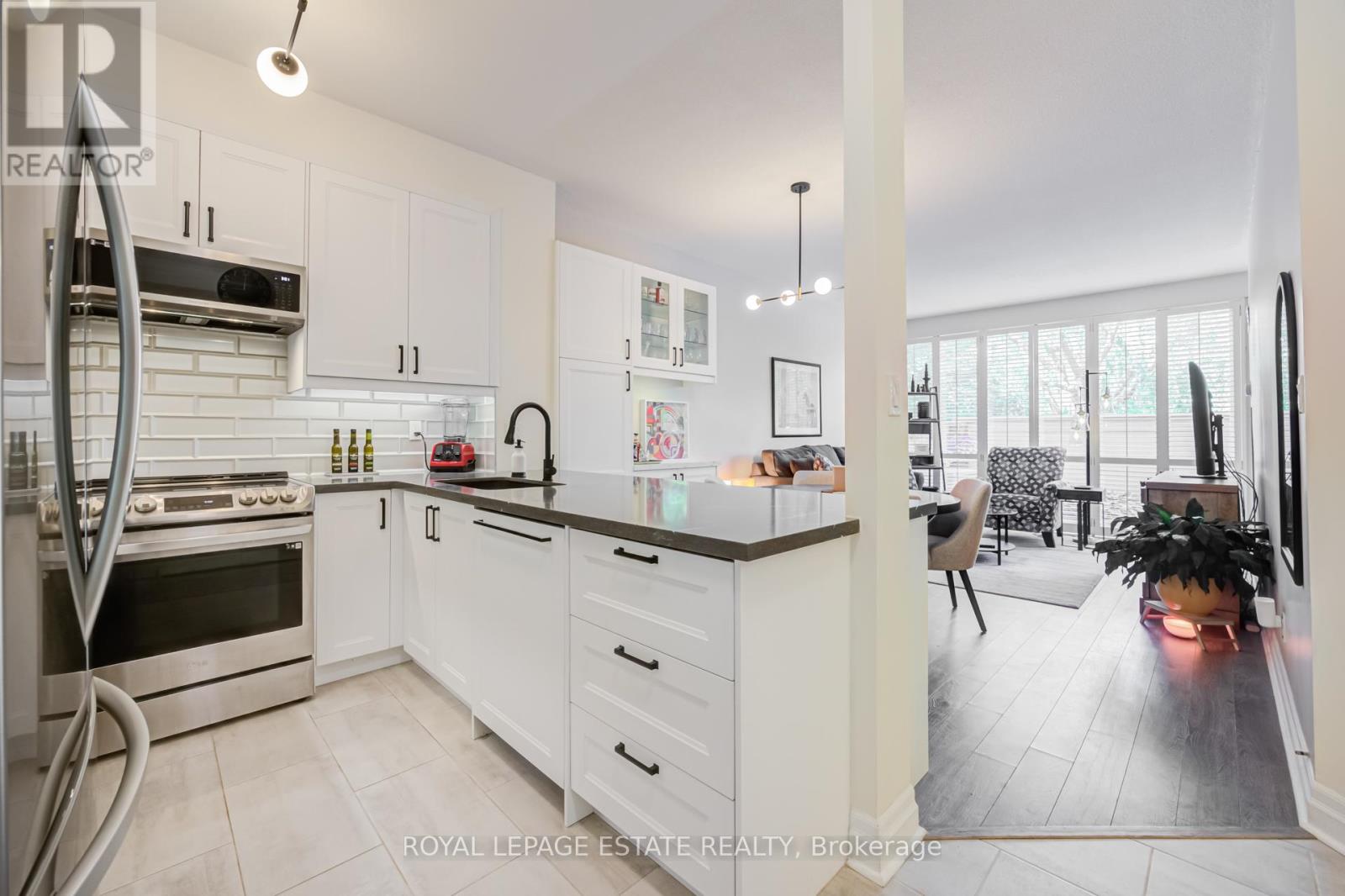 108 - 2261 Lake Shore Boulevard W, Toronto, Ontario  M8V 3X1 - Photo 7 - W13430258