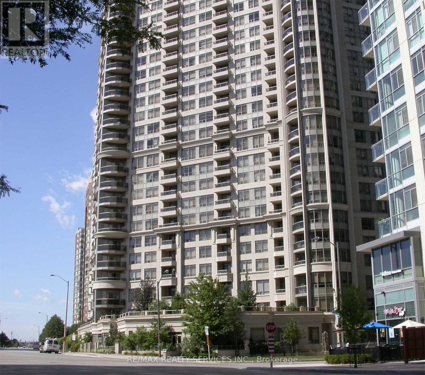 718 - 3880 DUKE OF YORK BOULEVARD, Mississauga, Ontario