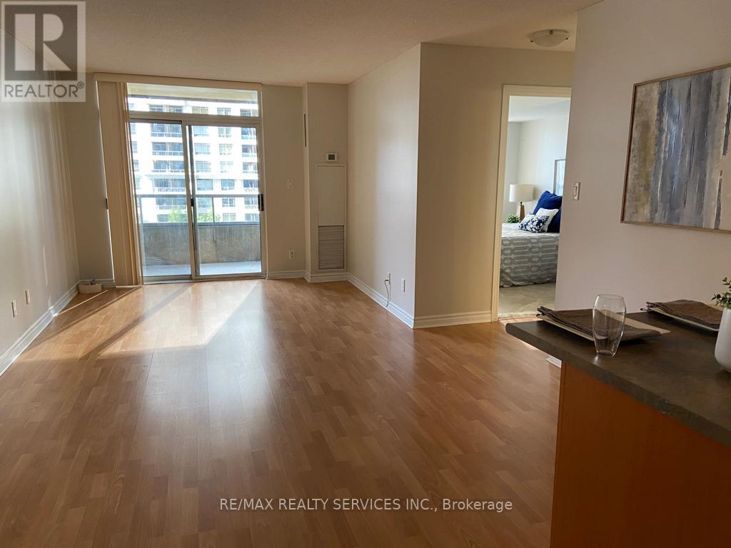 718 - 3880 Duke Of York Boulevard, Mississauga, Ontario  L5B 4M7 - Photo 6 - W13430308