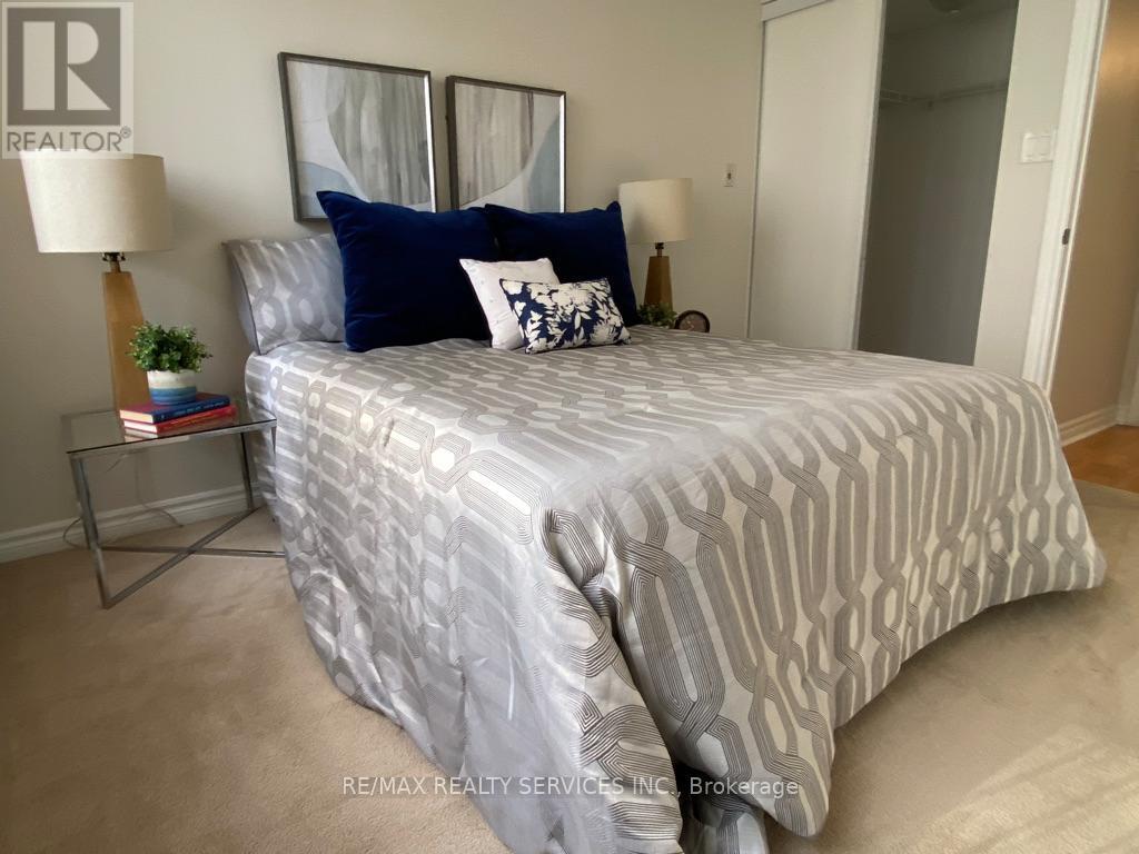 718 - 3880 Duke Of York Boulevard, Mississauga, Ontario  L5B 4M7 - Photo 8 - W13430308
