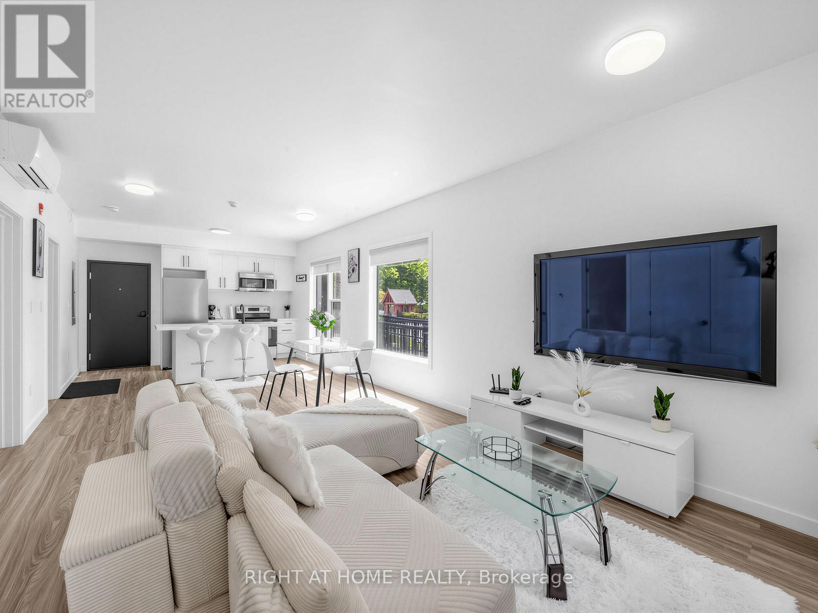 #5 - 148 GLENLAKE AVENUE, Toronto, Ontario