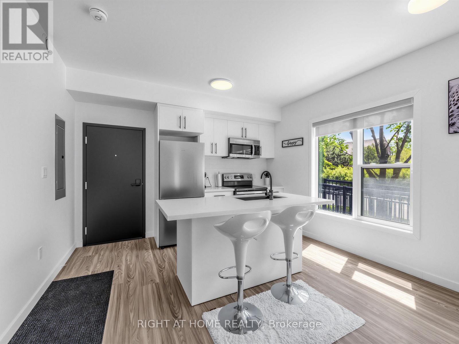 #5 - 148 Glenlake Avenue, Toronto, Ontario  M6P 1E7 - Photo 9 - W13430388