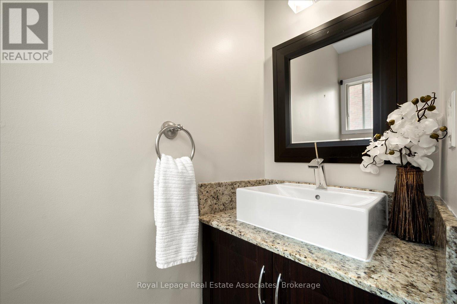 438 Claremont Crescent, Oakville, Ontario  L6J 6K1 - Photo 21 - W13430404