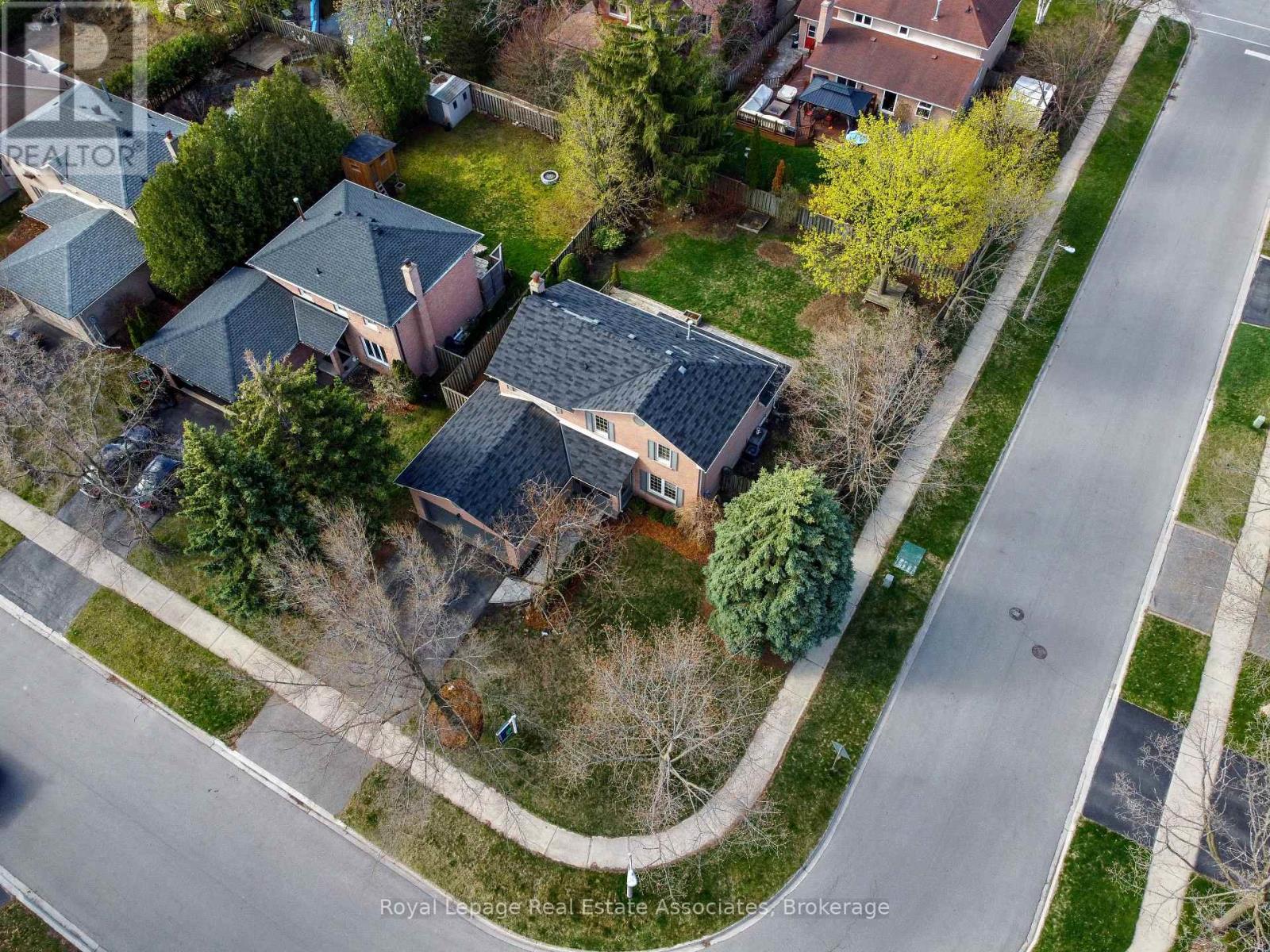 438 Claremont Crescent, Oakville, Ontario  L6J 6K1 - Photo 40 - W13430404