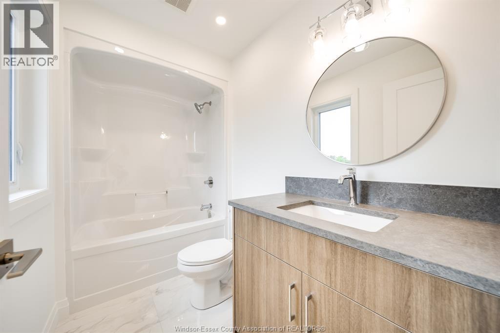 3698 Farrow Avenue, Windsor, Ontario N8N 1M2 - Photo 41 - 26013786