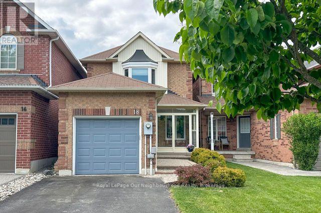 18 THREADGOLD COURT, Whitby, Ontario
