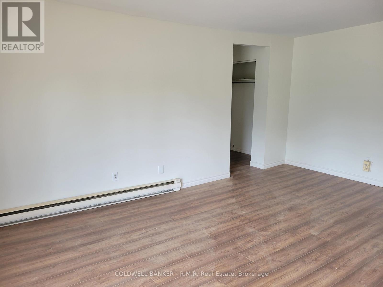 3 - 251 Liberty Street N, Clarington, Ontario  L1C 2M6 - Photo 3 - E13430870