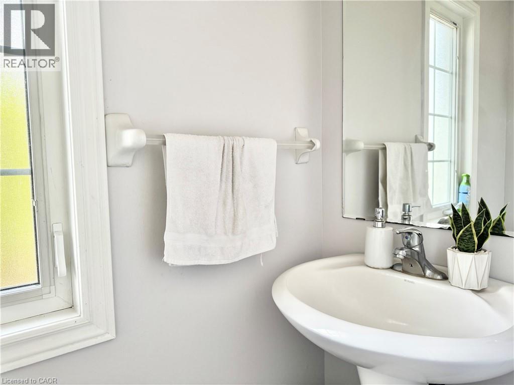 1333 Countrystone Drive, Kitchener, Ontario N2N 3R9 - Photo 10 - 40838857