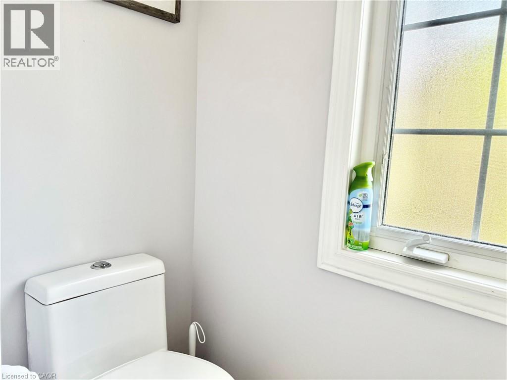 1333 Countrystone Drive, Kitchener, Ontario N2N 3R9 - Photo 9 - 40838857
