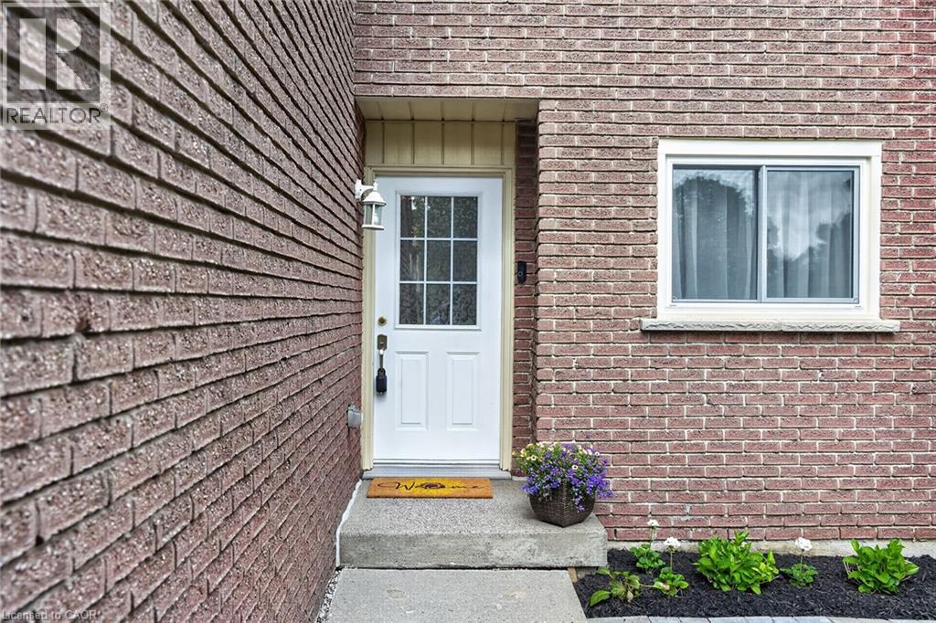 175 Queen Victoria Drive Unit# 94, Hamilton, Ontario  L8W 1W6 - Photo 3 - 40838743
