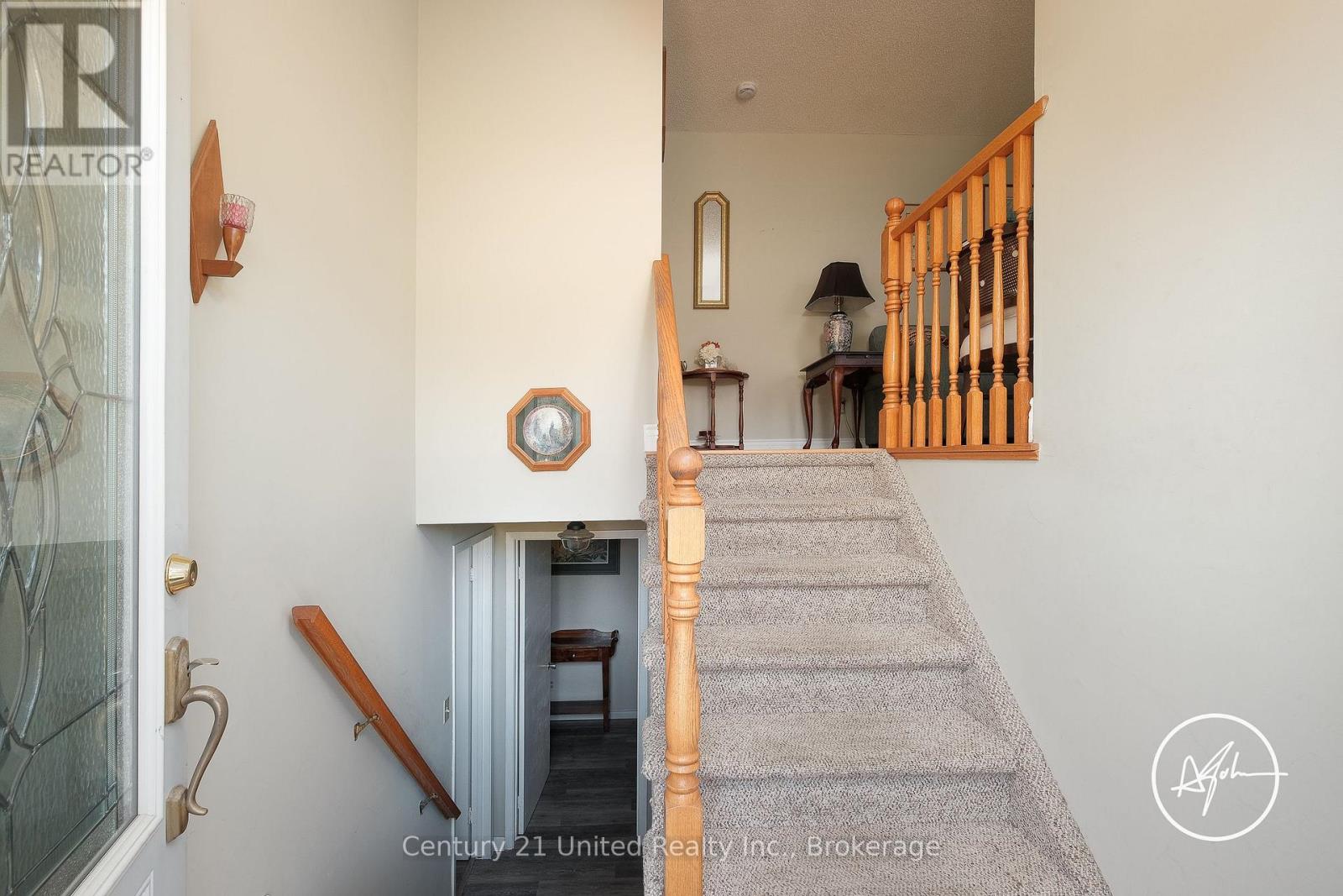 2606 Foxmeadow Road, Peterborough, Ontario  K9L 1X3 - Photo 3 - X13430482
