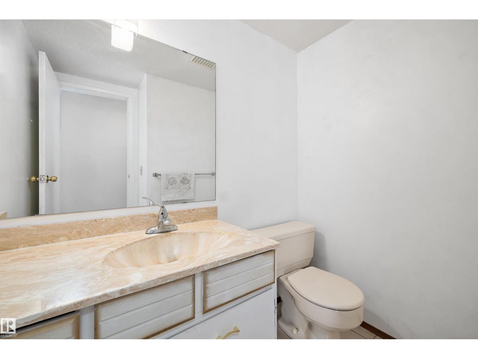 6816 40 Av NW, Edmonton, Alberta  T6K 1B4 - Photo 10 - E4492980