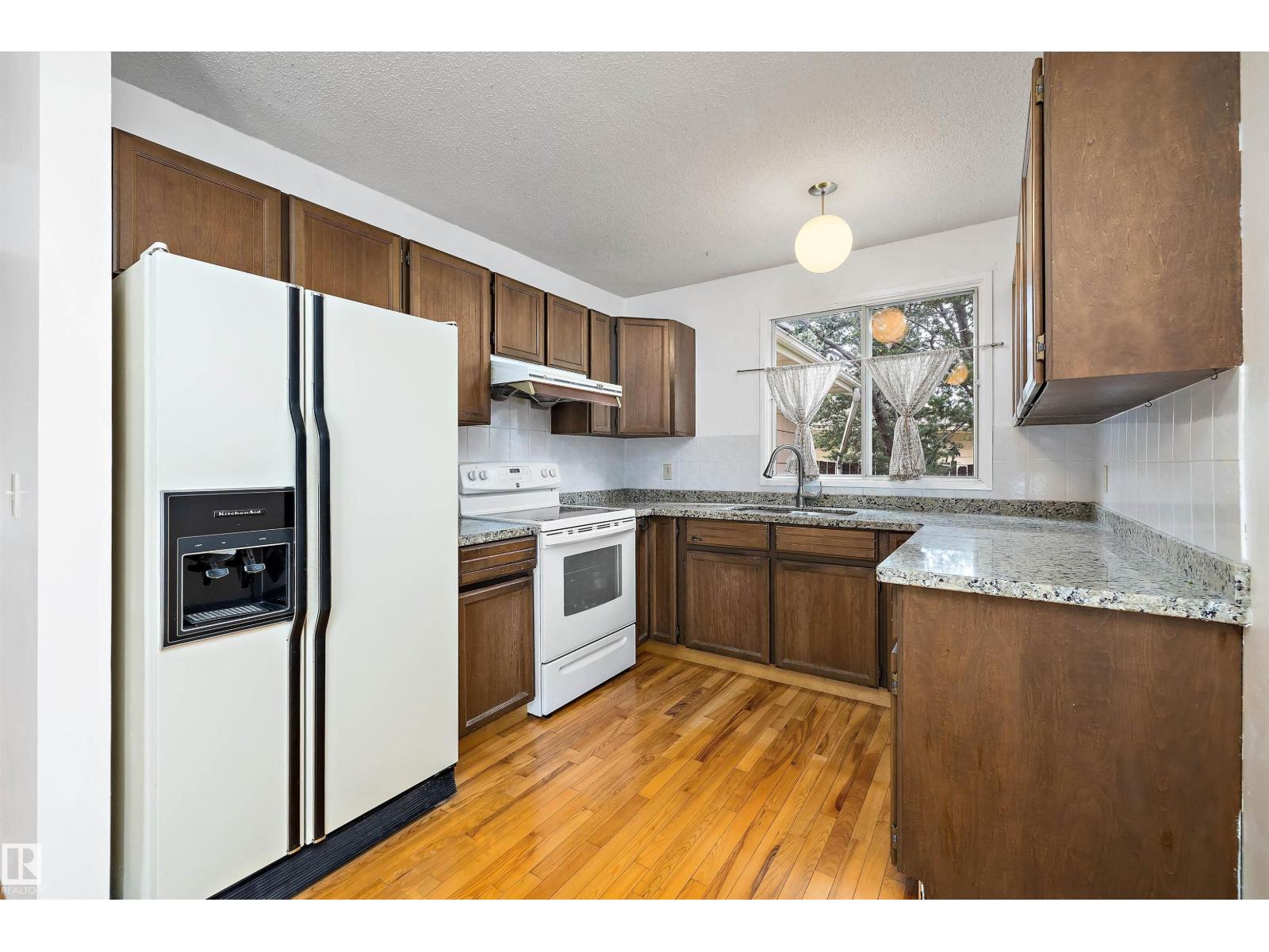 6816 40 Av NW, Edmonton, Alberta  T6K 1B4 - Photo 16 - E4492980