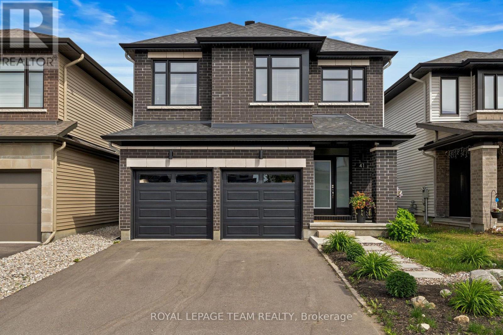 41 WHOOPING CRANE RIDGE, Ottawa, Ontario