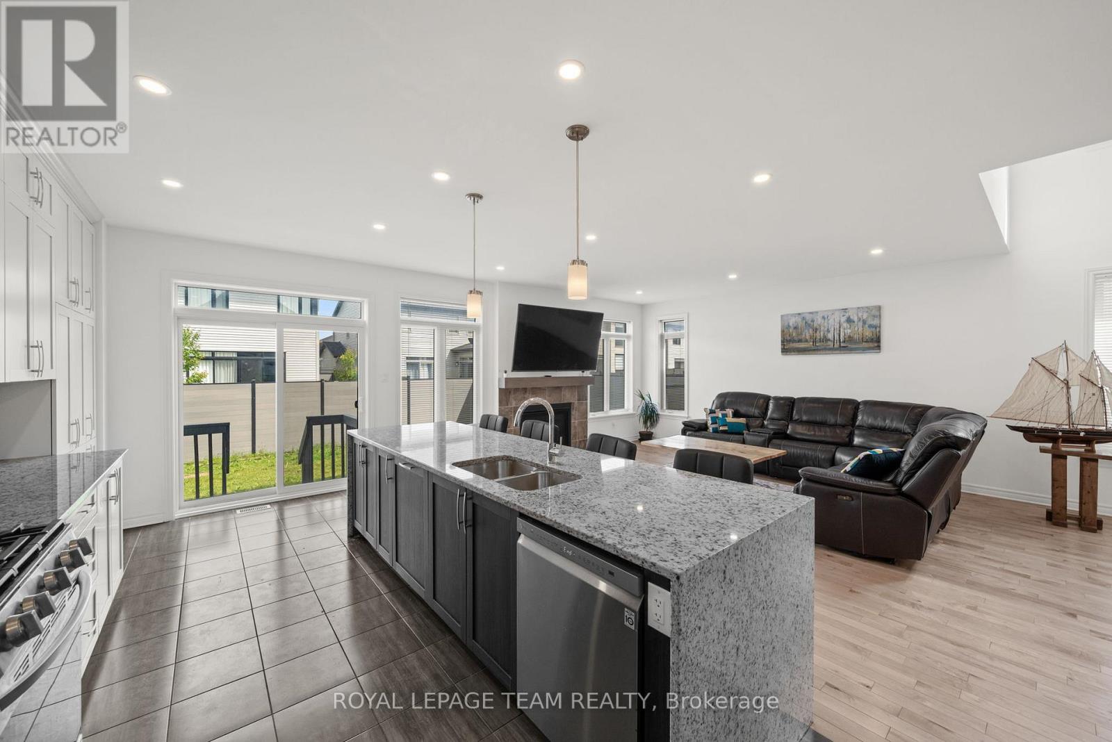 41 Whooping Crane Ridge, Ottawa, Ontario K4M 0P2 - Photo 12 - X13430468