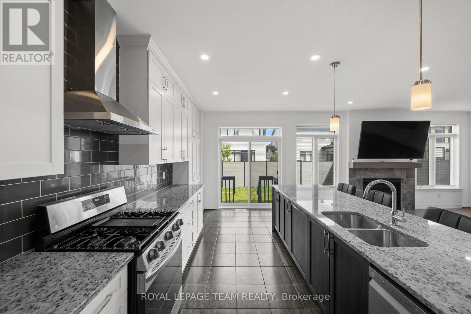 41 Whooping Crane Ridge, Ottawa, Ontario K4M 0P2 - Photo 13 - X13430468