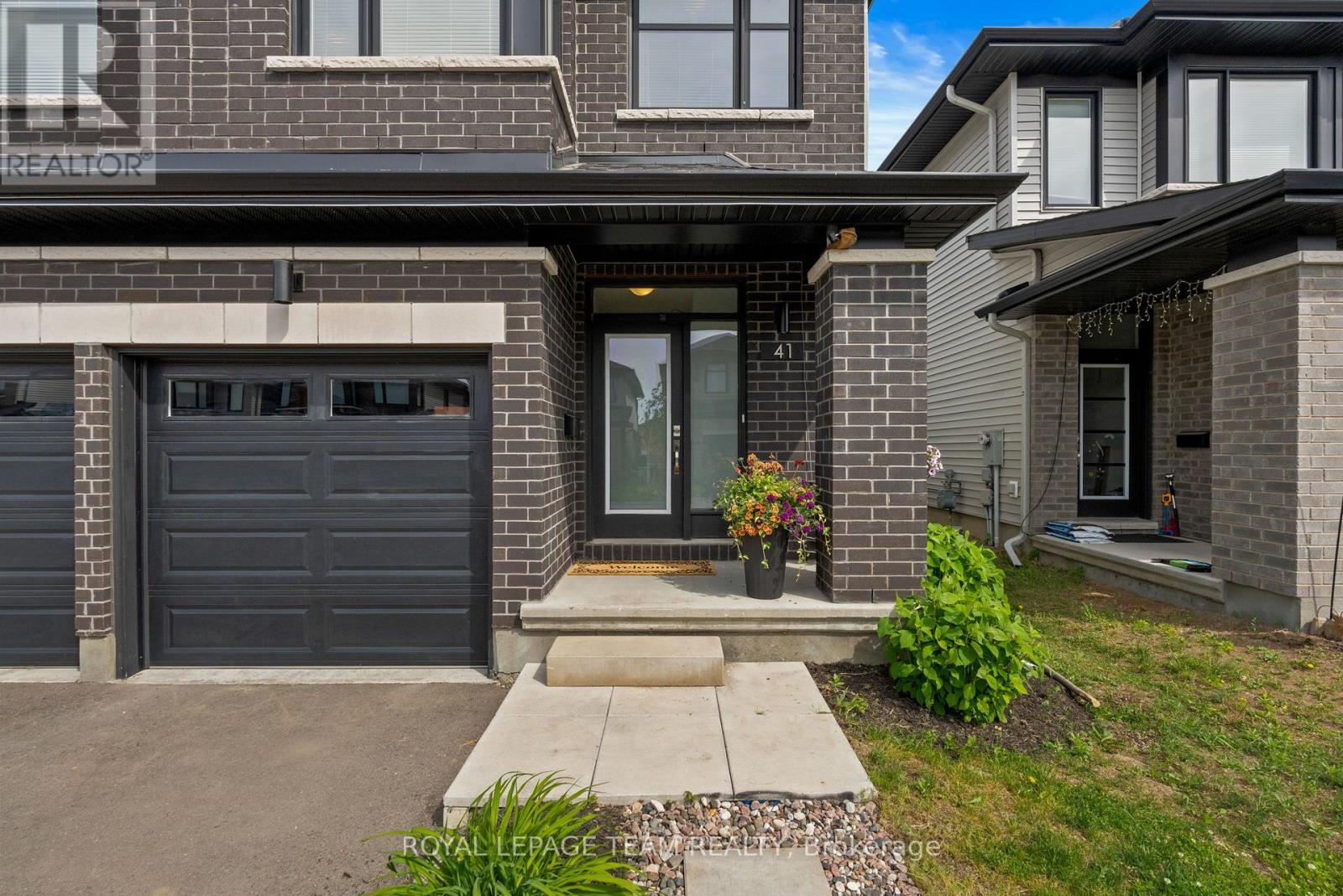 41 Whooping Crane Ridge, Ottawa, Ontario K4M 0P2 - Photo 3 - X13430468
