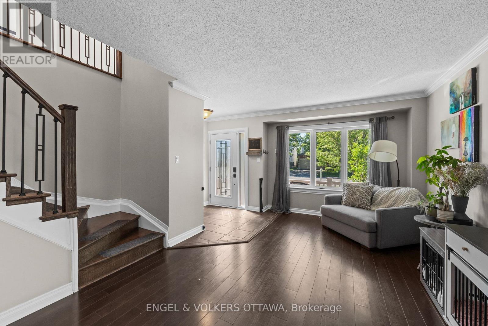 49 Kittiwake Drive, Ottawa, Ontario  K2S 1Z8 - Photo 3 - X13430530