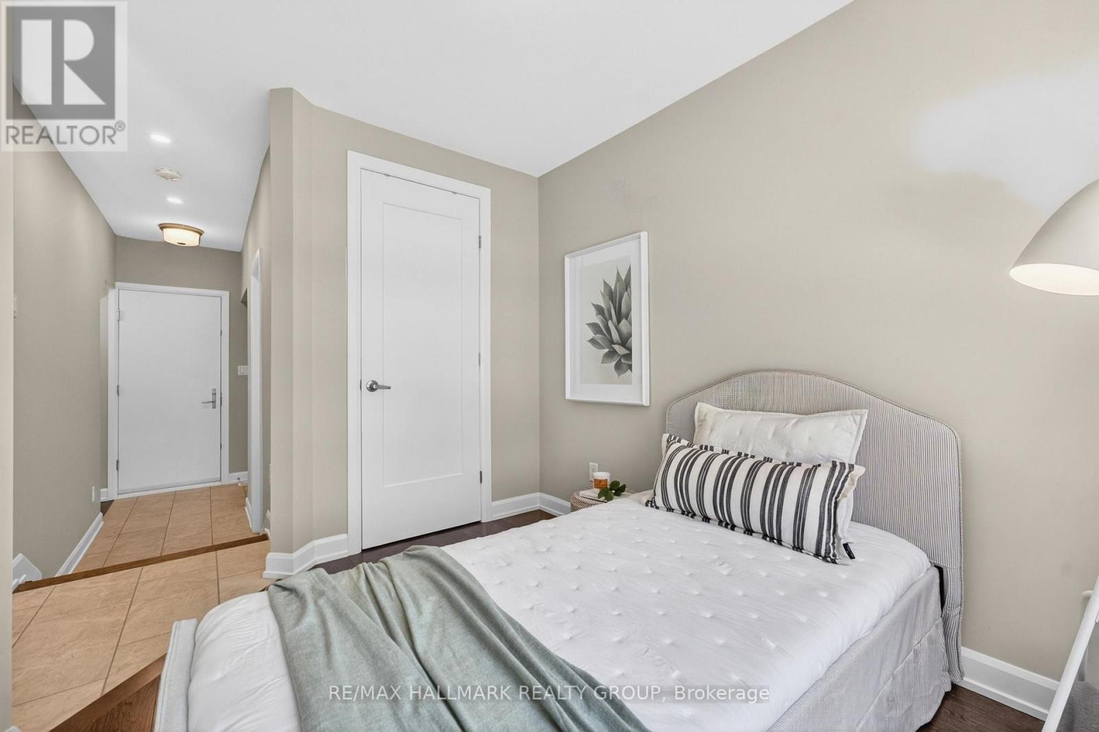 95 Oblats Avenue, Ottawa, Ontario  K1S 5W1 - Photo 7 - X13430836