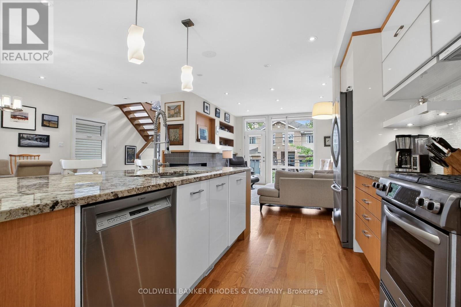 368a Berkley Avenue, Ottawa, Ontario  K2A 2G7 - Photo 12 - X13430880