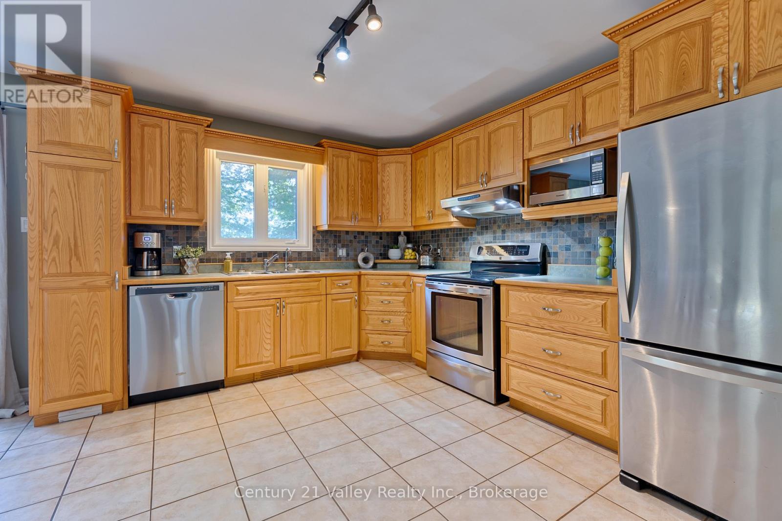 23 Clavette Lane, North Algona Wilberforce, Ontario  K0J 1T0 - Photo 13 - X13430812