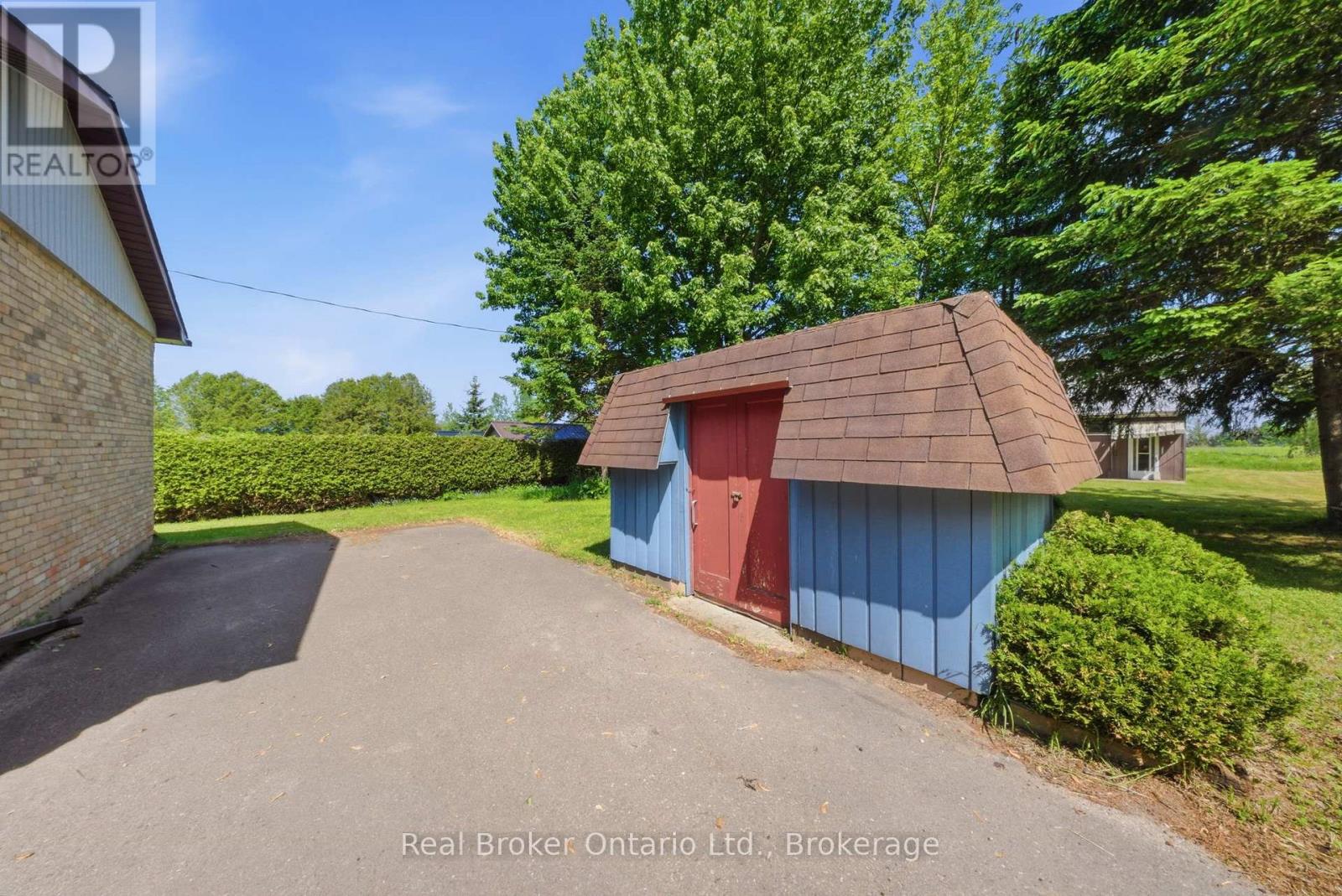 800 Tremaine Avenue S, North Perth, Ontario  N4W 3G9 - Photo 45 - X13430726
