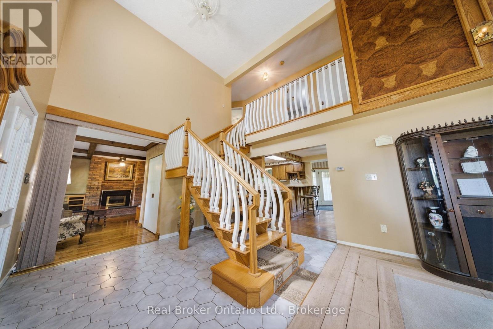 800 Tremaine Avenue S, North Perth, Ontario  N4W 3G9 - Photo 8 - X13430726