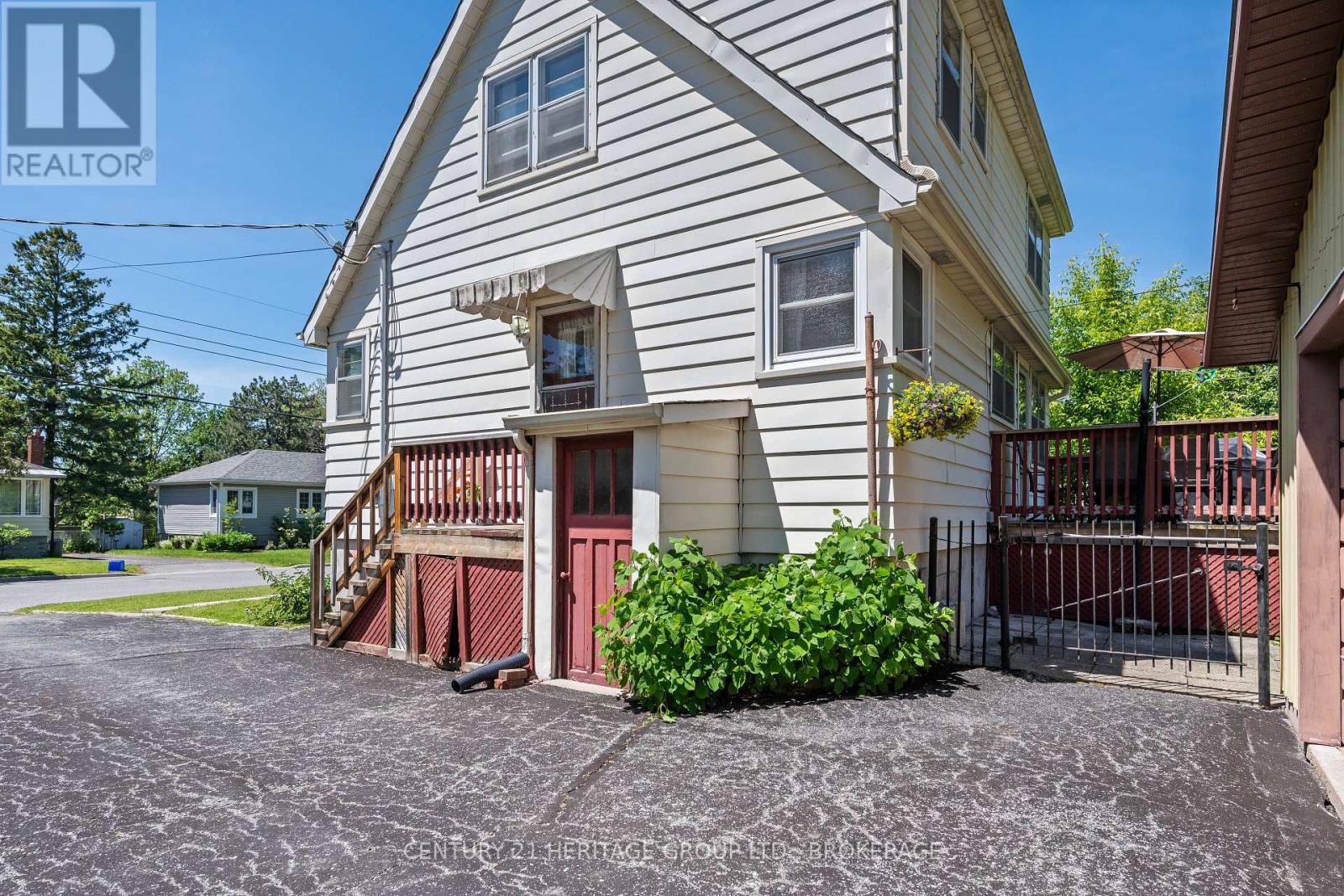 139 Florence Street, Kingston, Ontario  K7M 1Y7 - Photo 2 - X13430696
