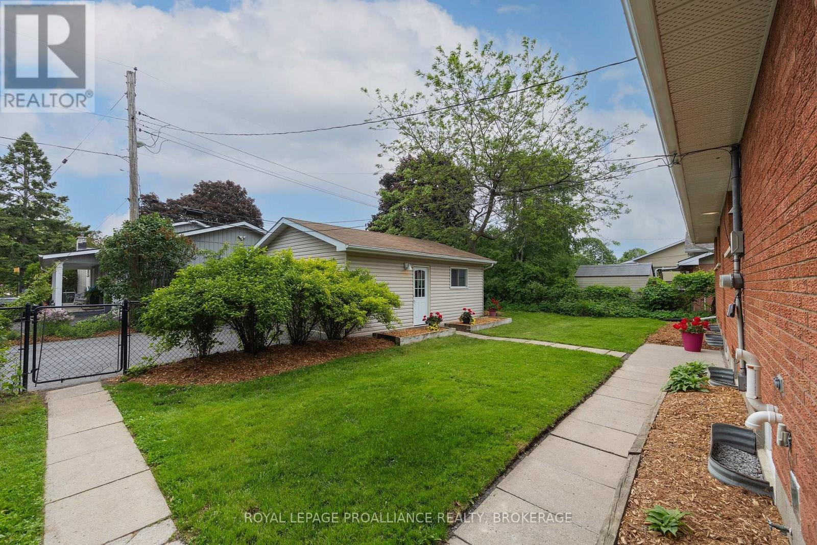 59 Metcalfe Avenue, Kingston, Ontario  K7M 2W7 - Photo 3 - X13430878