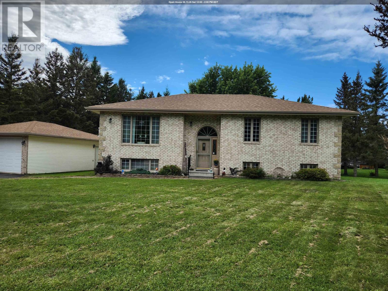 1589 Mountain Rd, Thunder Bay, Ontario  P7J 1C7 - Photo 1 - TB2601452
